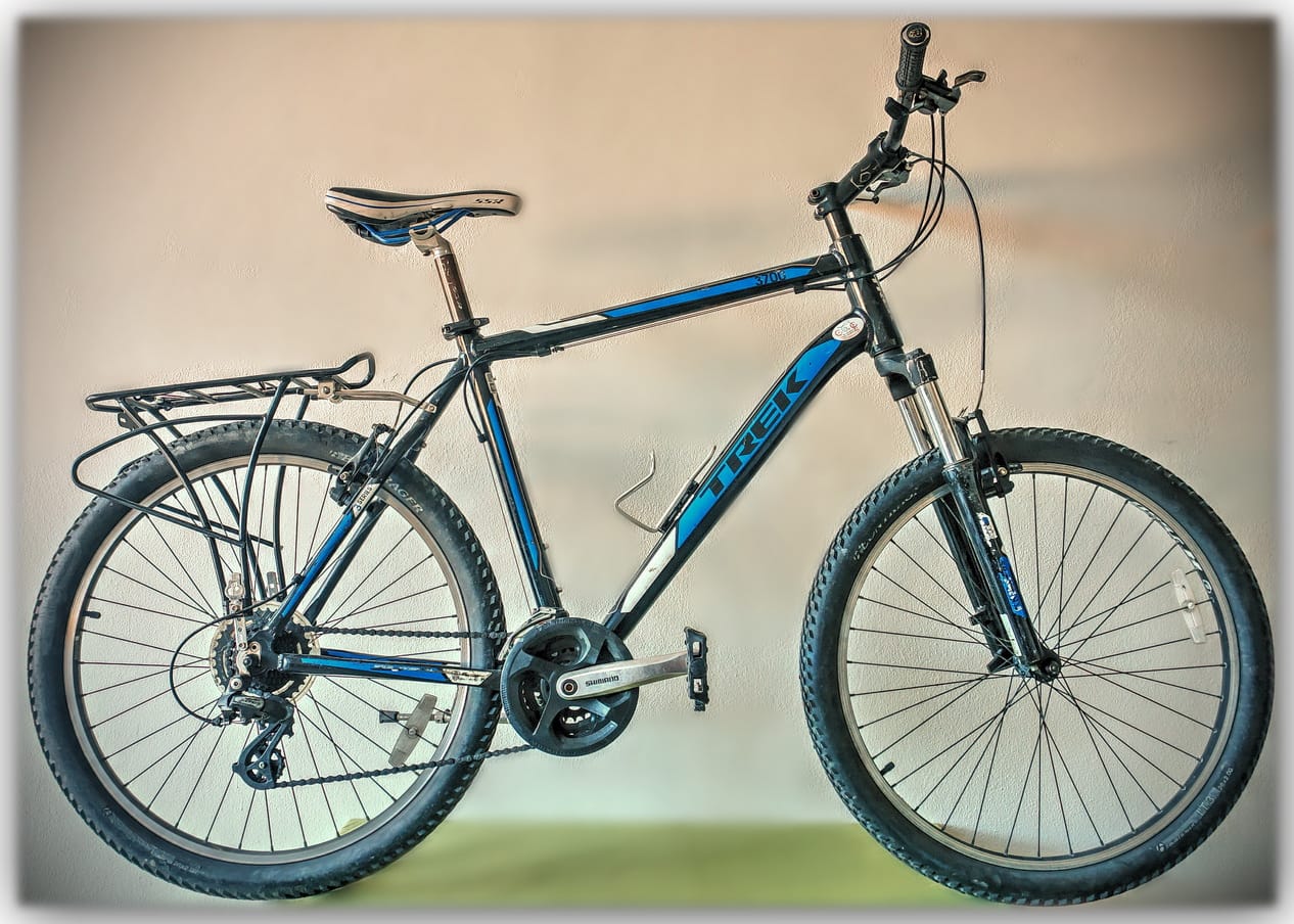 Trek 3700